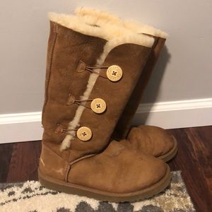 UGG women’s boots. Size 9.